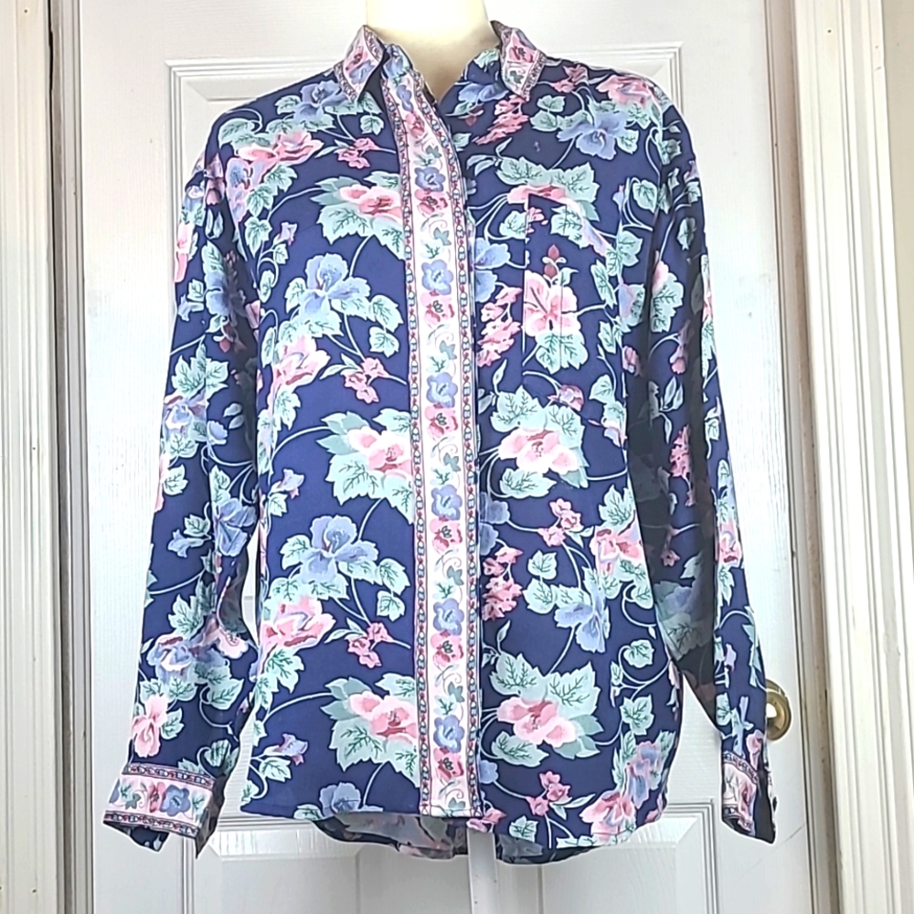 Keren Hart Vintage Button Down Blouse